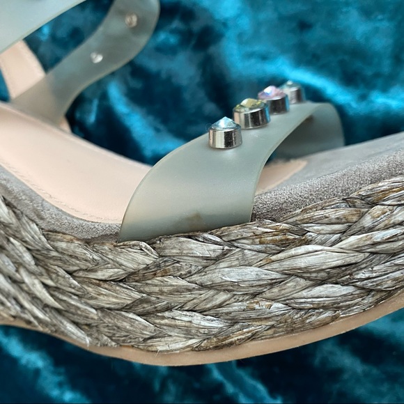 Nanette by Nanette Lapore Gray Jeweled and Woven Wedges Heels Size 6.5 - Picture 3 of 7